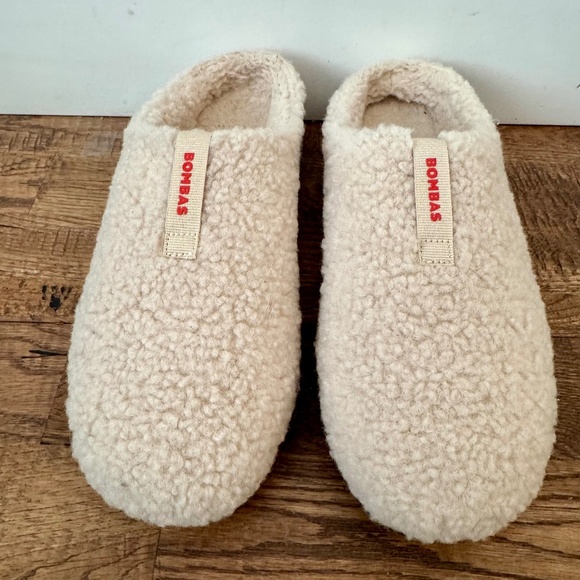 Bombas Sunday Slipper Sherpa Cream Women's Size 9 Worn Once - Picture 1 of 7